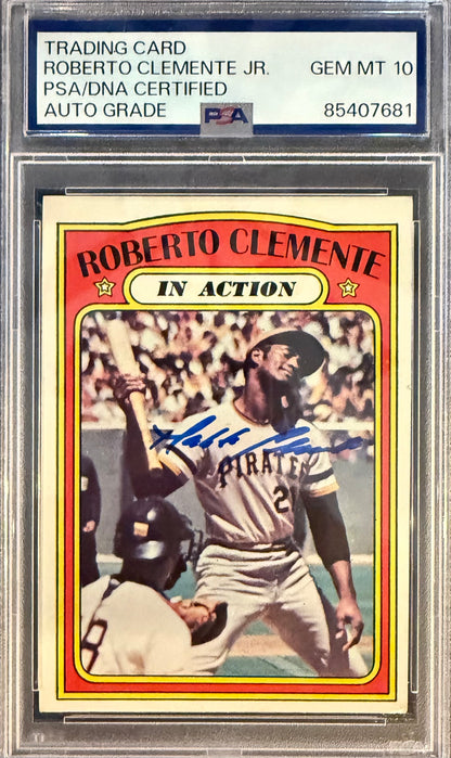 Roberto Clemente Jr. Signed Roberto Clemente 1972 Topps World Series “In Action” Card