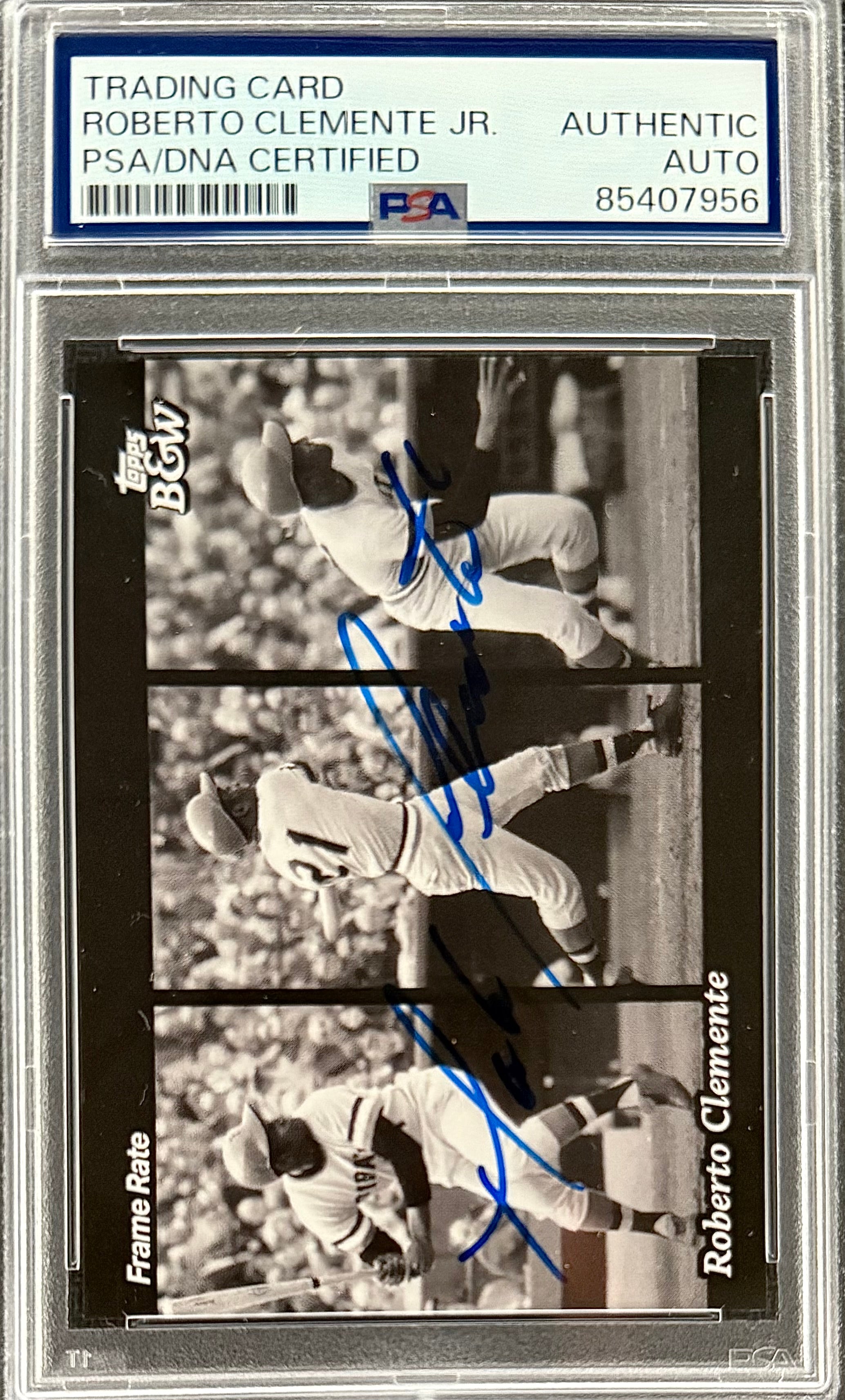 Roberto Clemente Jr. Signed Roberto Clemente 2023 Topps “Black & White” Card