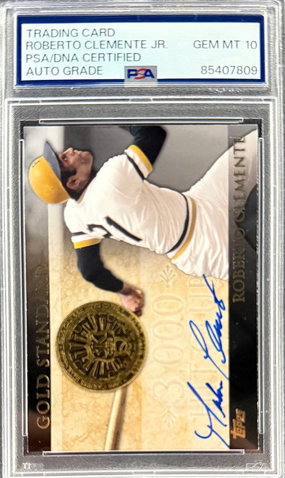 Roberto Clemente Jr. Signed Roberto Clemente 2012 Topps “3,000 Hit Club” Card
