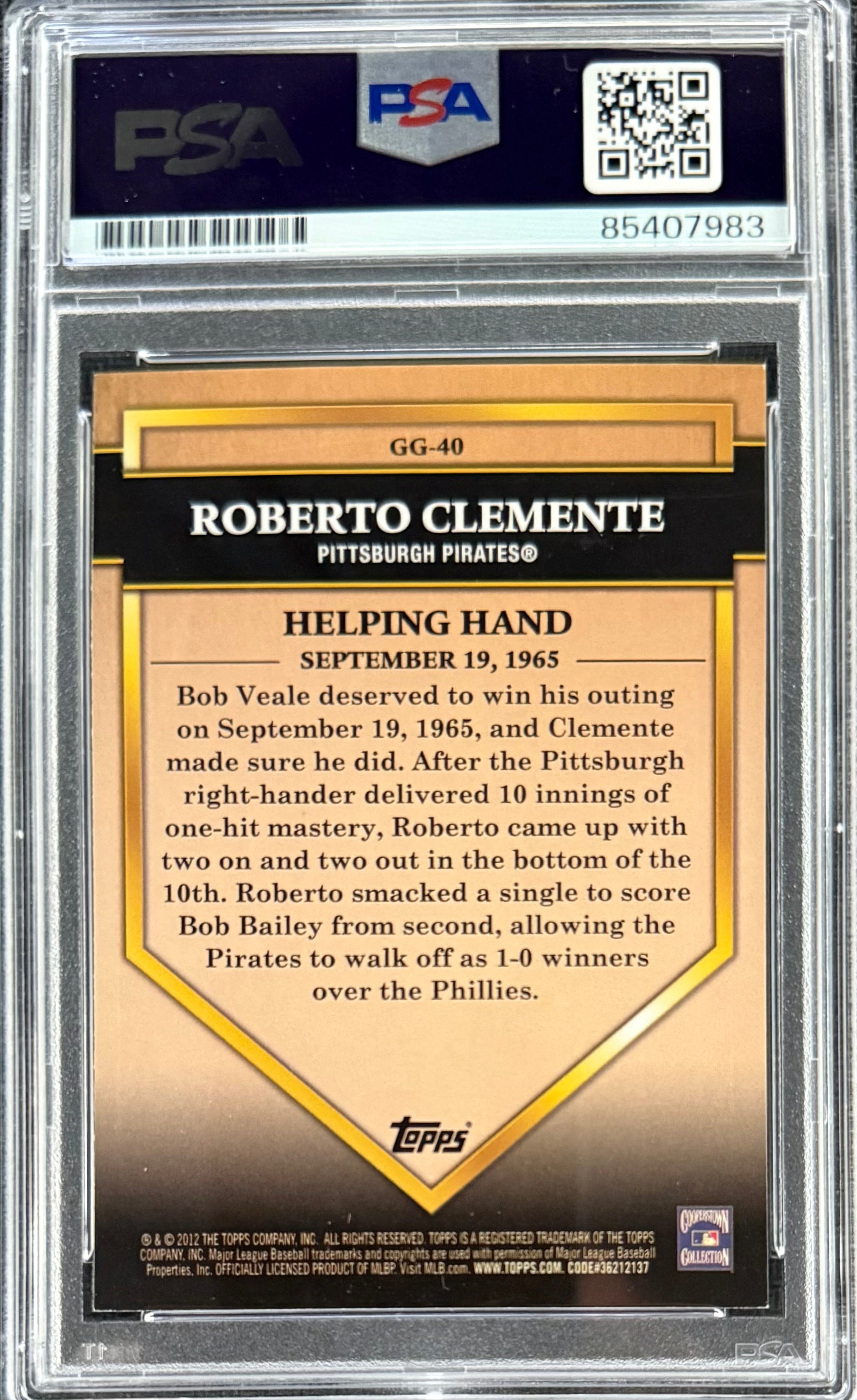 Roberto Clemente Jr. Signed Roberto Clemente 2012 Topps “Golden Greats” Card